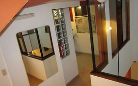 Hotel Plaza Bolognesi 344
